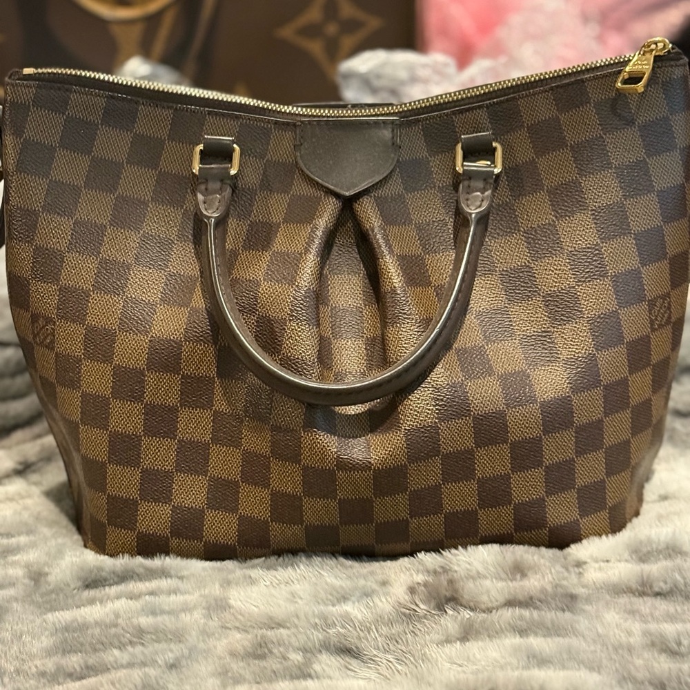 Louis Vuitton Damier Ebene Siena PM